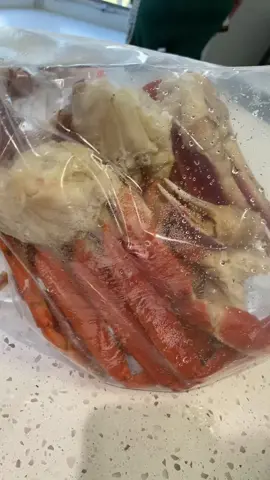 Fresh caught blue crab and seafood boil for my birthday. 🥂🎂❤️ (11/14) #BetterTogetherChallenge #fyp #foryourpage