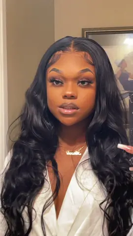 all that damn gloss😂#fyp #TubiTaughtMe #PrimeDayDealsDance