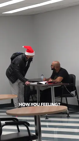 Santa Pranks College Students 🎅❤️ #santa #college #kindness #giving #MentalHealth #onthecover #holidayyourway #psychology