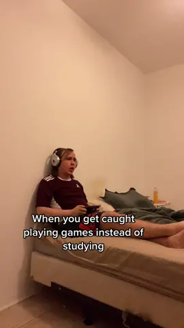 Too much of a distraction. #fyp #comedy #xyzbca #fypシ #parents