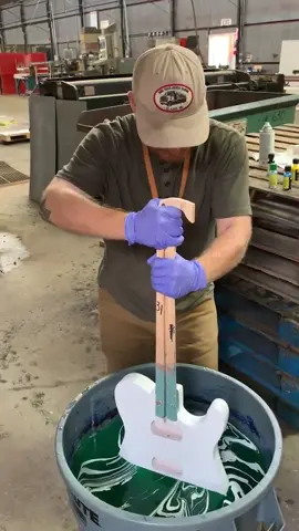 rate the satisfaction 1-10?🤩 #hydrodip #viral #diyhacks #oddlysatisfying #guitarart