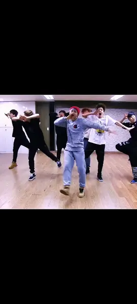 вот откуда этот тренд #bts#boyinluv #fyp #fur #recommendations