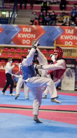 No filter needed for this kind of kicks 🤭  #taekwondo #martialarts #kick #perte #itatkd
