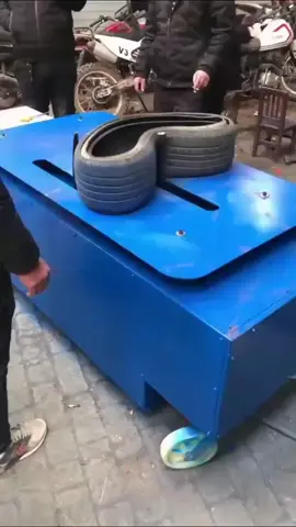 It makes the tire stronger