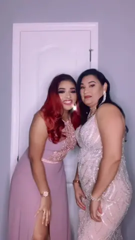 @roxanleildhari 45 and fabulous 🥂💕