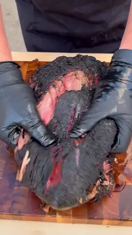 Pulled Beef EXPLOSION 🤯  #barbecue #meat #bbq #steak #steaktiktok #meatlovers