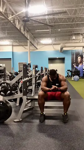 There will be haters, there will be doubters, there will be non-believers, and then there will be you, proving them wrong.  #CHASINGR8NESS #mevsme