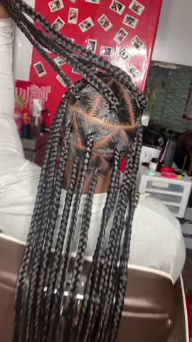 Freestyle jumbo Knotless 😍get into #fyp #knotless #nycknotless #braider #hairtiktok