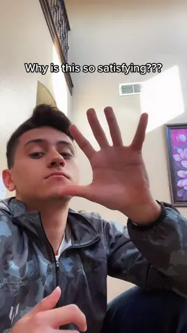 I dont know how everyone gets the ring finger?? 🤨🤨 #fyp #fypシ #pinkyfinger #pinky #finger #satisfying  #GiveWithAllYourHeart #TheSplashDance