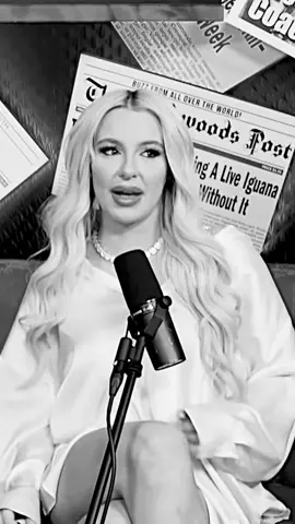 What would you guys do? 🔪🩸#tanamongeau #cancelledpodcast