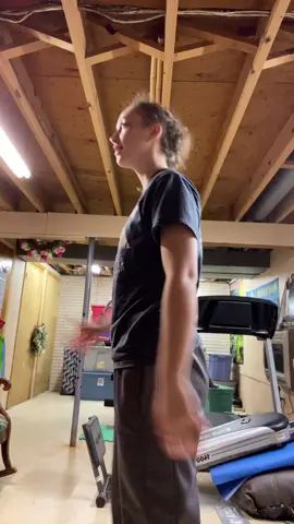 first tiktok 🤪🔥 @ella.booth #SimsSelves #KraftMacMeSkip #MacysGiftTok #mom #foryoupage