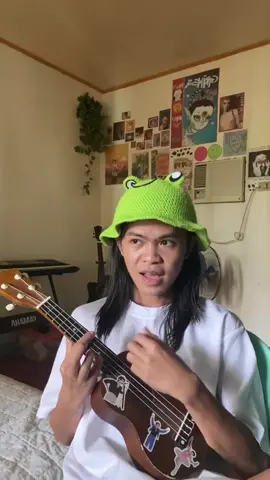 not to be corny or anything pero this christmas breeze is making me YEARN