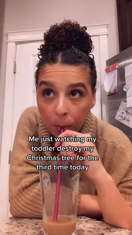 Like.. what even is the point of fixing it? 🥴 #toddlersoftiktok #toddlermom #toddlertok #Momlife #Pandemicbabies #sahm #foryou