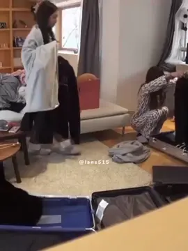 dimana ada lilis disana pasti ada kerusuhan 😂😂 #sooyaaa_ #jennierubyjane #roses_are_rosie #lalalisa_m #fakesub #fyp #foryoupage