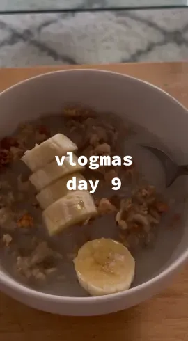 my oatmeal obsession has returned 😮‍💨😤 #tiktokvlogmas #dayinmylife #Vlog