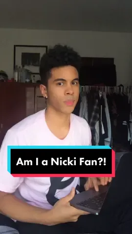 RA-RA like a dungeon dragon. #nickiminaj #pullupinthesrilanka #barbz #gay #lgbtq