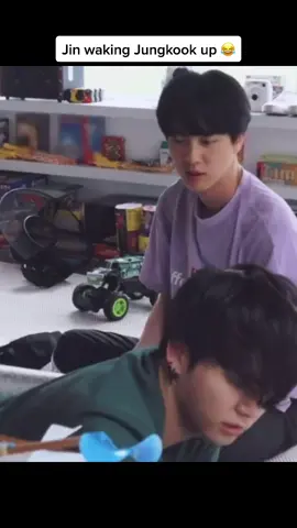 This scene never gets old 😂 #inthesoop1 #bts #army #fypシ #ptd #supertuna #jungkook #jin #jhope #bts_official_bighit #btsarmy #silverspoon