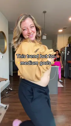 & before y’all say something rude… that’s what a natural body look LIKE 😤😤🤬
