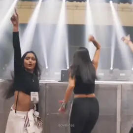 Saby e Krys os maiores fãs do rap da Shiv 😂 @sabyhidalgo @kingkrystian @shivani_paliwal #fy #shivanipaliwal #nowunited #uniters #sabinahidalgo
