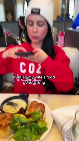 Don’t mess with a woman’s food photos 😒 #marriage #couples #marriagehumor #couplecomedy #relationships
