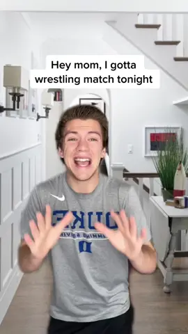 #greenscreen why does Jersey mom have to be such a menace😂😂 #tiktokcomedy #funny #laugh #mom #jerseymom #wrestling #foryou