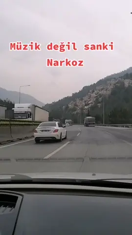 Ve bir şarkı dinlersin Hayatın geçer önünden #damarşarkılar🅱️🅰️🅱️🅰️ #kahramanmaraş #adanaotoban