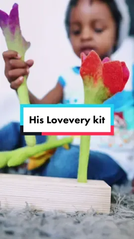 What it looks like when my 3yo opens his @Lovevery kit 🤗  #lovevery #montessori #Parenting #FFXmasSwitch #ThanksandGiving