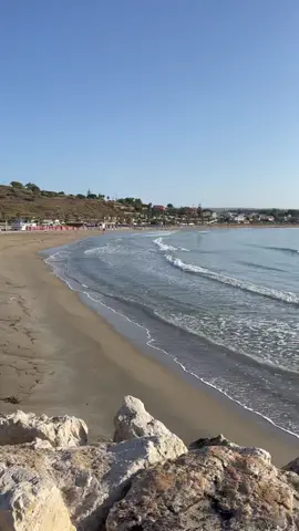 POV: You’re biking through rural Sicilian vineyards to visit Porto Palo di Menfi 🇮🇹🌊 #sicily #sicilia #italy #italia #travel #travelwriter #🇮🇹