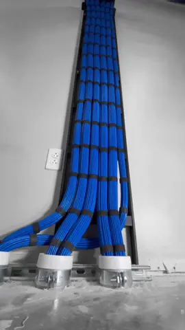 “Find out what you like doing best and get someone to pay you for doing it” #structuredcabling #networkcabletech #lowvoltagetech #dirtyhandscleanmoney