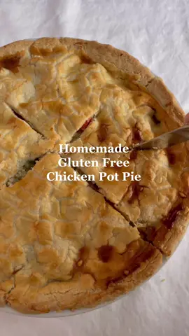 GF Chicken Pot Pie #chickenpotpie #potpie #healthyliving #healthylifestyleinspo #foryoupage #healthandwellness #glutenfreelife #fypシ #balancediet #bakingrecipe #dinnerrecipe #EasyRecipes  #easydinnerideas #dairyfreerecipes #sugarfreerecipe #healthylifestyle #comfortfood #healthycomfortfood #fyp