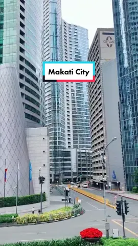 📍Ayala Avenue, Makati City, Metro Manila🏙#Makati #CityTour #MakeItMakati #TravelPH #Skyline #Skycrapers