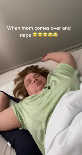 She’s gonna kill me for this 😂😂 #😅napqueen #snoring #fupage #makeitgoviral