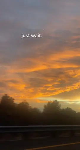 watching the sky turn colors>🤍🤍 #sunset