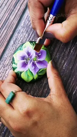 🔴❤️ Painting on STONE🔴❤️#foryoupage #fyp #flowergirl #purpleflower