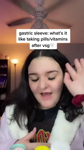 pills after vsg😣 #fyp #gastricsleeve #bariatricsurgery #bariatricbabe #vsg #wls #wlsjourney #bariatricvitamins