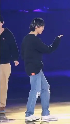Jimin digoyang #jimin #fyp #foryoupage