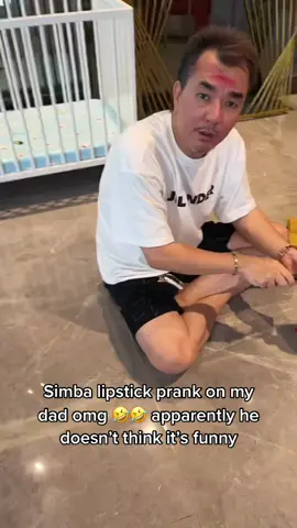Lipstick on forehead Simba prank on my dad 😂😂 somebody in a bad mood today HAHAHA #dadsoftiktok #dadpranks #fyp