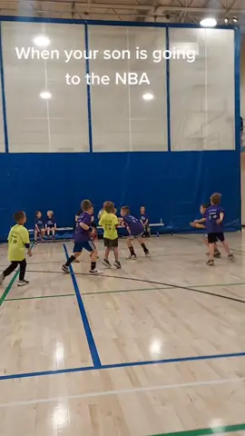 #basketballtraining #basketballboys #basketball4life #basketball #boys #boysbasketball #hoops #layerup