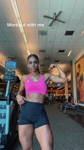 Rutina de espalda chicas, detalles en mi insta @girlwiththefro_ #fyp #parati #workouts #backworkout #fitgirl #strongwomen