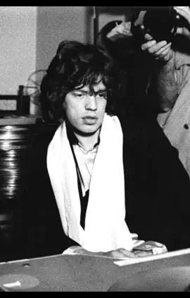 abusive love🔪#mickjagger#mickjaggeredit#therollingstones#rollingstones#мікджаґґер#мікджаггер#роллінгстоунз#60s#60smusic#aesthetic#українськийтікток