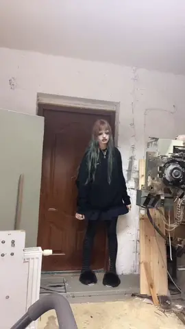 Jutro są zdalne ?