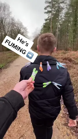 How did he not realise? 😂🙈 #prank #prankster #funnyvideo
