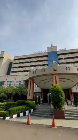 Experience staycation di @sunlakehotel  ? Oriental Suite  #Repost @adimmiftah — . Sunlake Hotel JL. Danau Permai Raya Blok C1 Sunter, Jakarta Utara 14350, Indonesia Phone +6221 6509969 | Mobile +62 813-1912-7521  #sunlakehotel #hotelsunlakesunter  #staycation #stayhappyandhealthy?✌  #hotelinindonesia #hotelreview #hoteljakartautara #rekomendasihotel #reviewhotel #hotelmurah