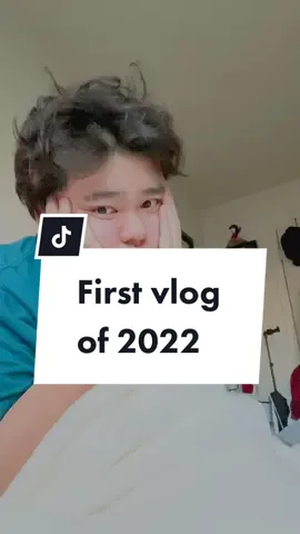 Welcome to first vlog of 2022! #fyp #Vlog #workfromhome #vietnamese #WhatsGoingOn #Routine