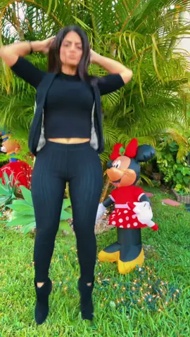 I had fun doing this #trending #goodtimes #xmas🎄#tiktokchallenges #dances #fyp #foryoupage #followme #letsgo #minniemouse