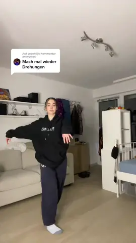 @cocohiijj antworten  bin so unzufrieden mit der drehung haha aber andererseits froh dass ich sie überhaupt noch kann