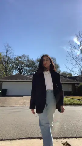 suburban fit check wherein I recognize I wear this outfit at least 4x a week