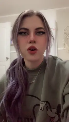 I meeeeeeean how could i not? #fypシ #funny #alttiktok #poppunkgirl #purplehair