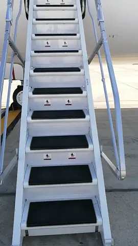 That's how a private  jet @boeing_avation B737 BBJ looks like from the inside 🤑 ✈️ #privatejet #privatejettiktok #privatejets #privatejetlife #طائرة #طائرة_خاصة_vip  #اكسبلو #اكسبلور #اكسبلور_تيك_توك #اكسبلورexplore #explor #explore #jet #luxury #luxurylife #boeing #boeing737 #businessjet #tik #tok #tiktok #following #like #comment #viral #viralvideo #follow #share #pilot #captain #fly #flying #cyprus #larnaca #airport