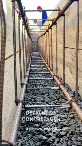 Detalhe da concretagem #obra #engcivil #reforma #condominiofechado